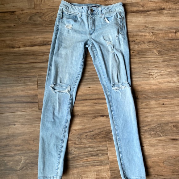 American Eagle Outfitters Denim - 3/$45 🌼 American Eagle Super Stretch Skinny Jeans